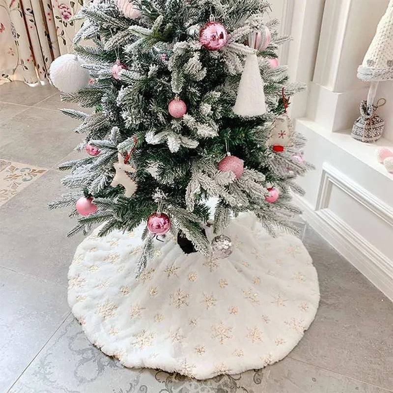 Beautiful Cotton Plush Snowflake Christmas Tree Skirt