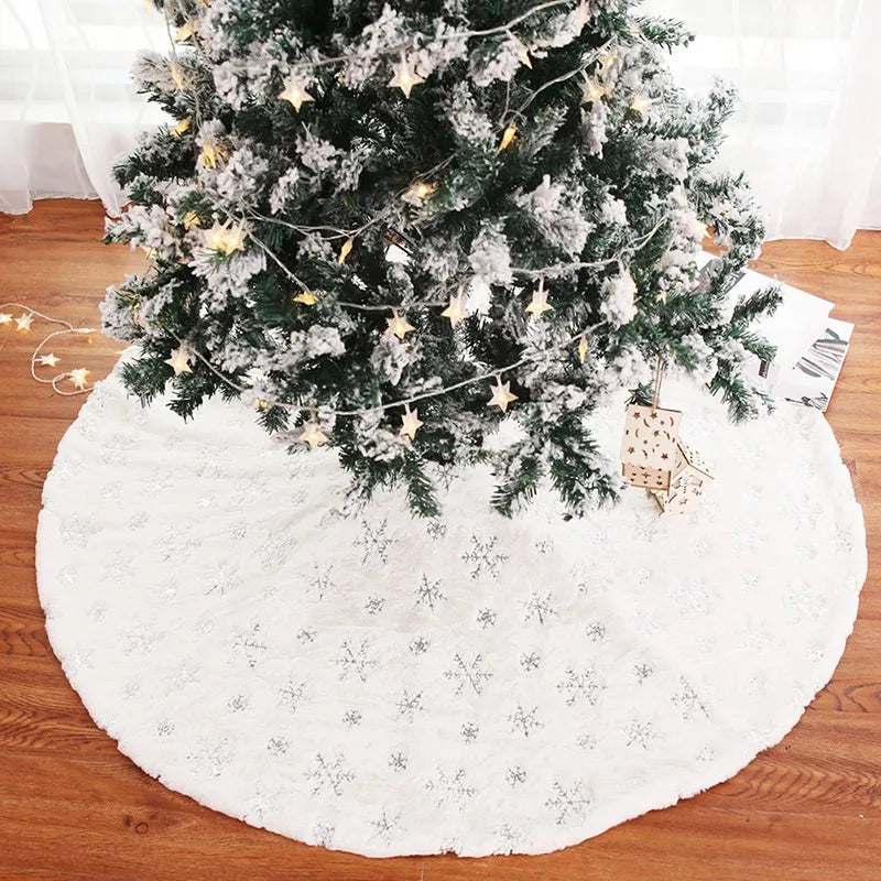 Beautiful Cotton Plush Snowflake Christmas Tree Skirt