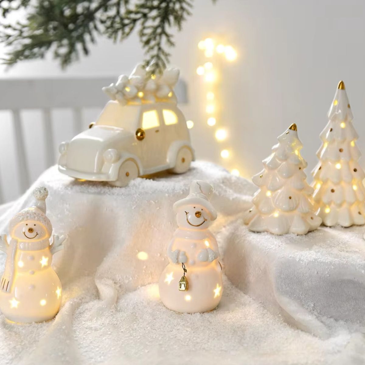 Christmas Divine Figurines